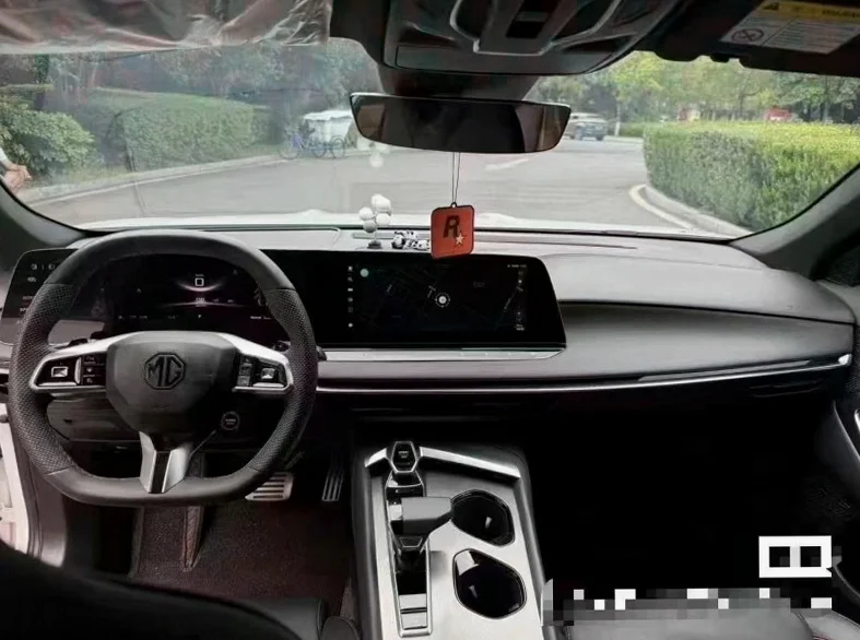 名爵7 正面外观三