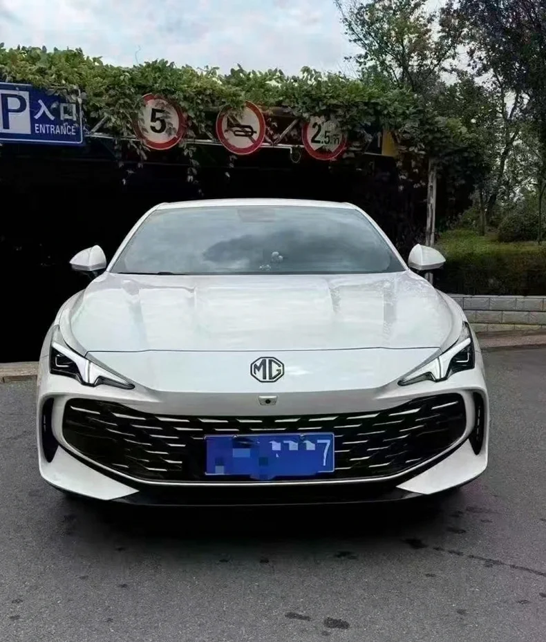 24年名爵MG7 2.0T高配豪华版
