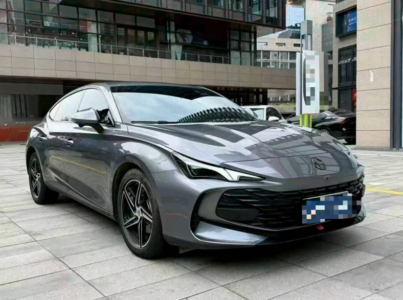 名爵7 正面外观二