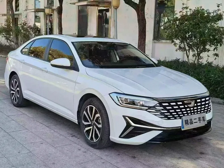 大众捷达 正面外观三