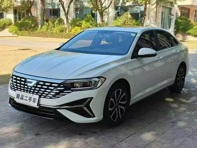 大众捷达 正面外观二