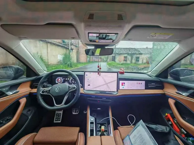 大众迈腾 后面外观三