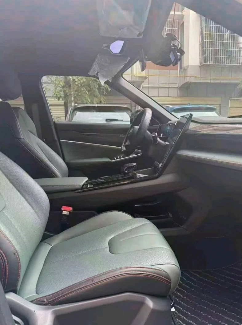 吉利博越 后面外观二