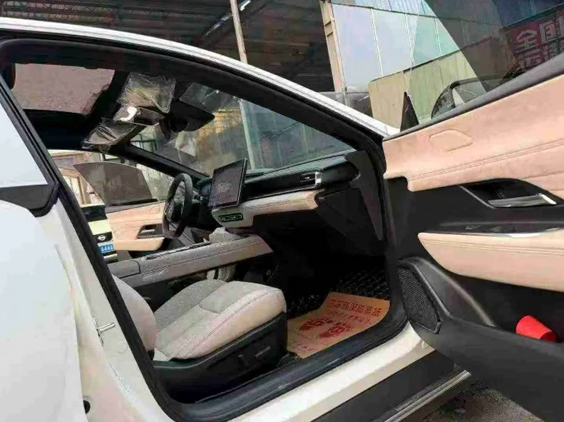 马自达EZ6 后面外观三