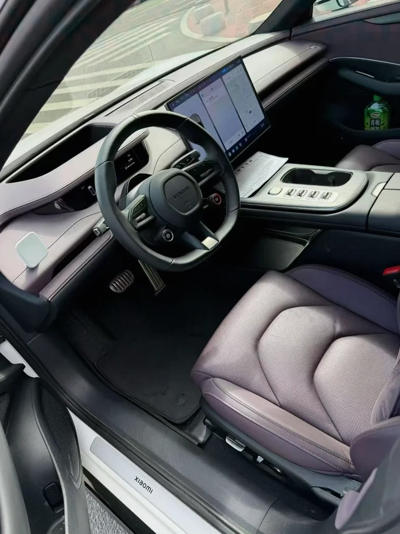 小米SU7 后面外观一