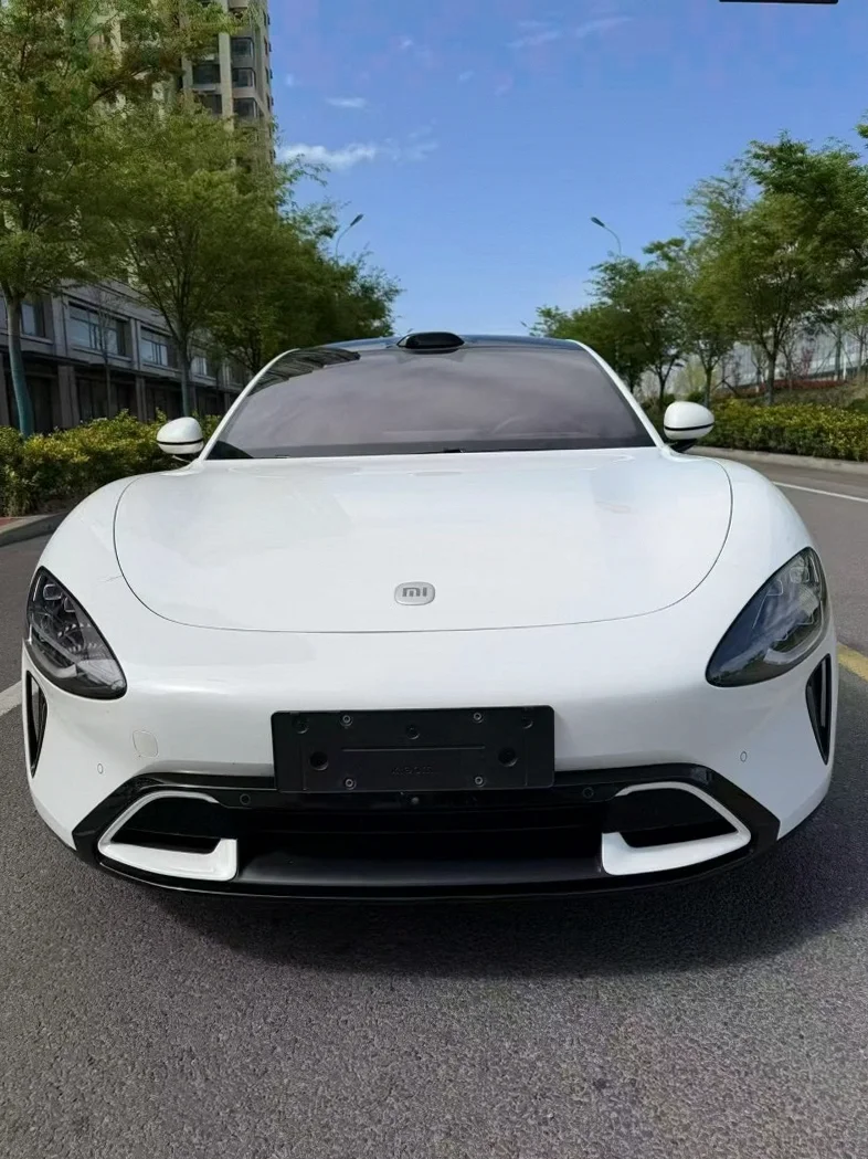 25年小米SU7 MAX创始版