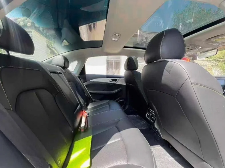 荣威i6 后面外观一