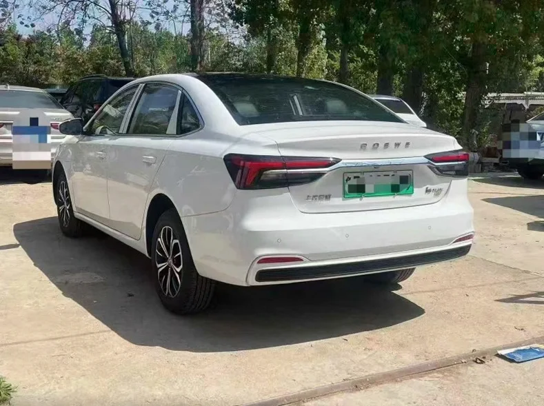 荣威i6 内饰前排