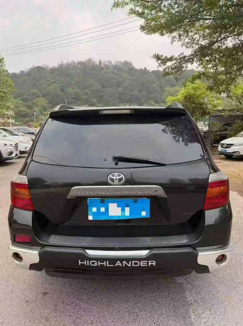 丰田汉兰达 后面外观三