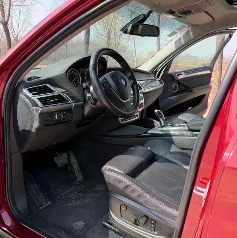 宝马X6 后面外观一