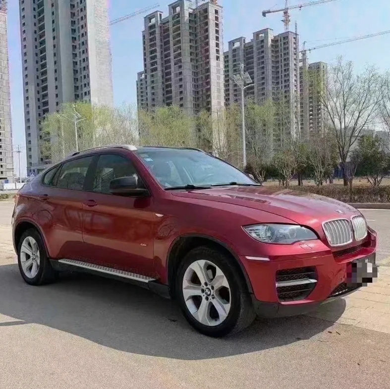 宝马X6 正面外观三