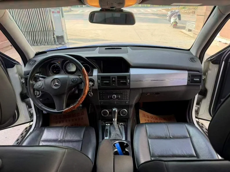 奔驰GLK 后面外观二