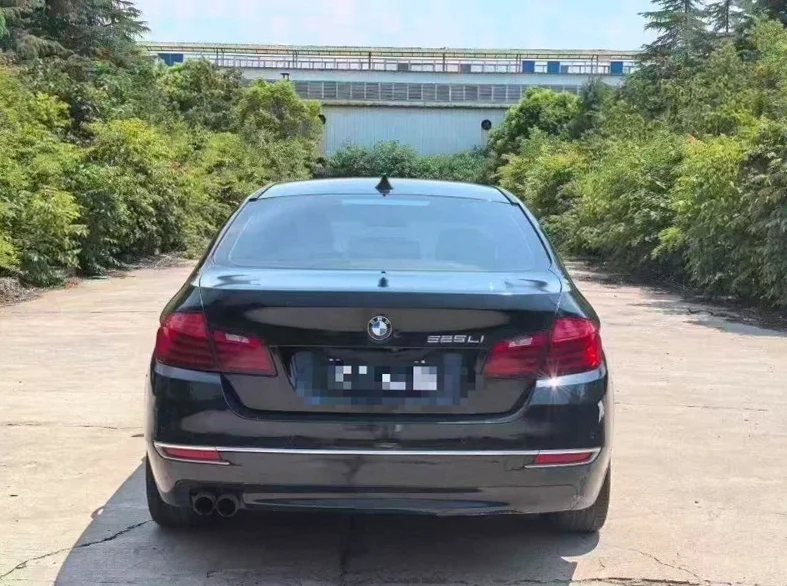 宝马5系 驾驶室