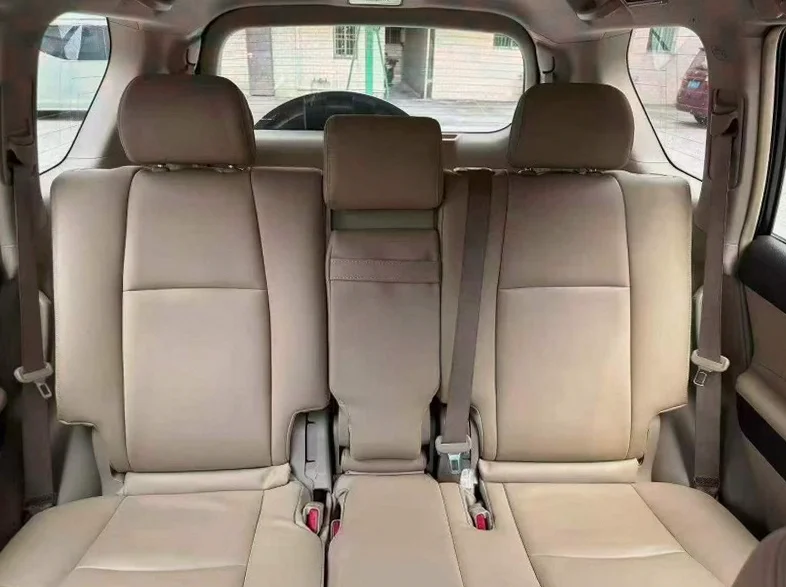 丰田普拉多 后面外观三