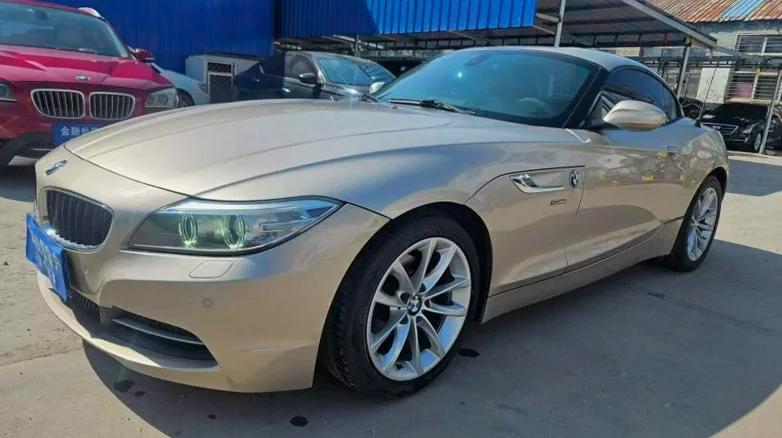 宝马Z4 正面外观二