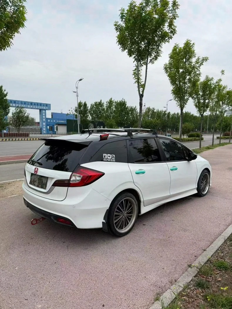 本田杰德 内饰前排