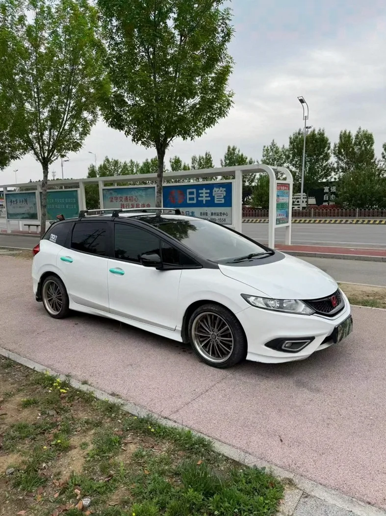 本田杰德 正面外观二