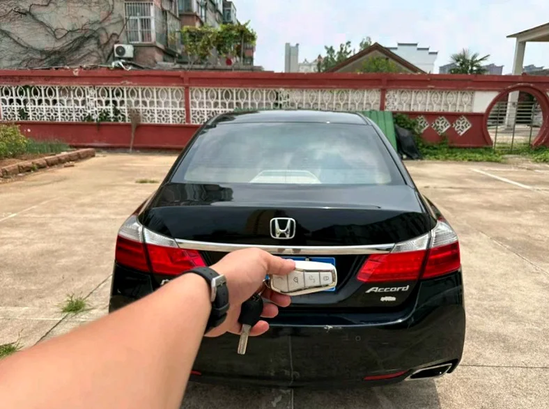 本田雅阁 后面外观三