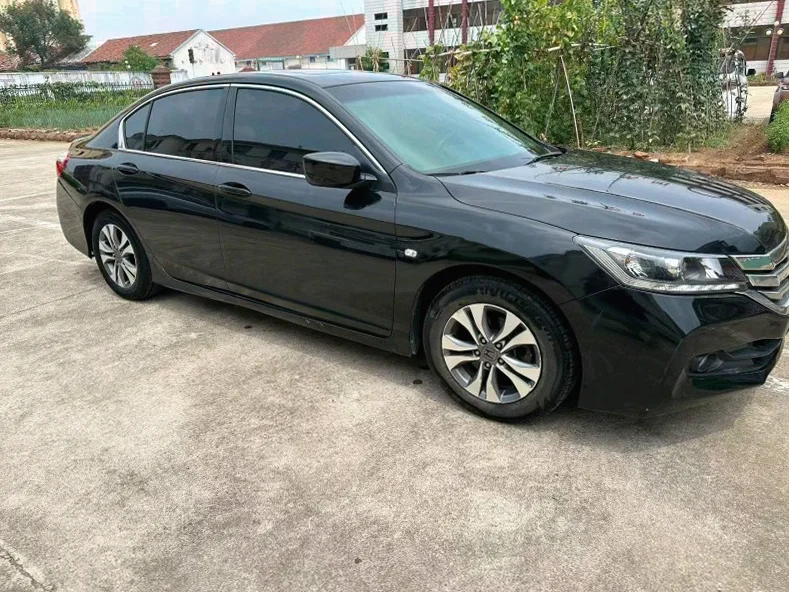 本田雅阁 正面外观二