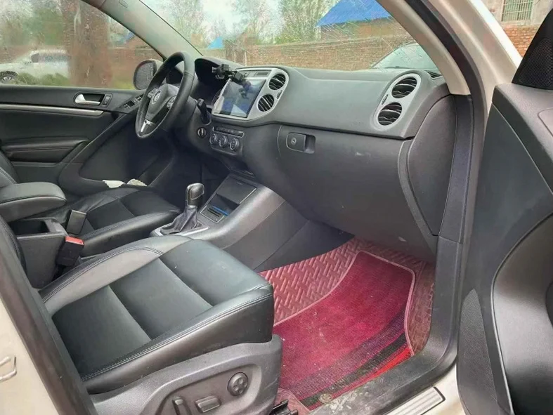 大众途观 后面外观一