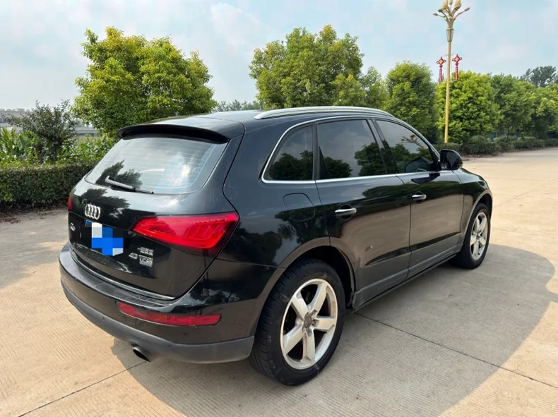 奥迪Q5 后面外观一