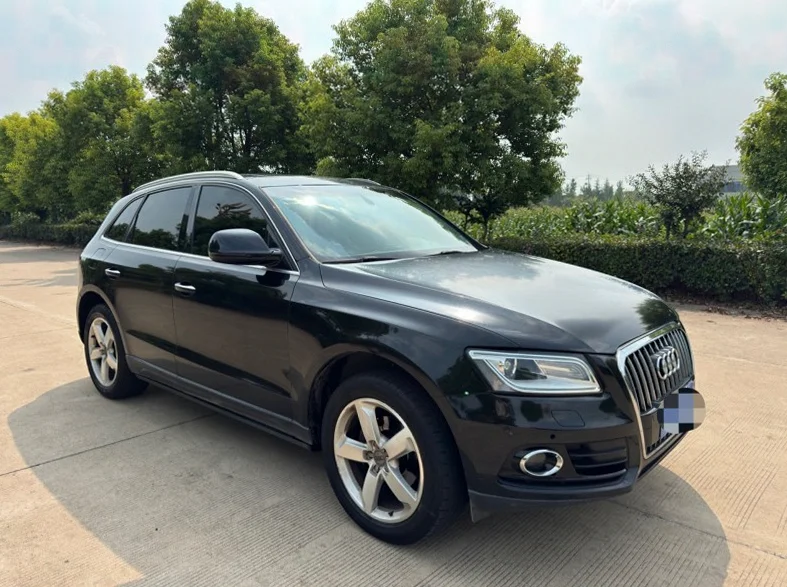 奥迪Q5 正面外观三