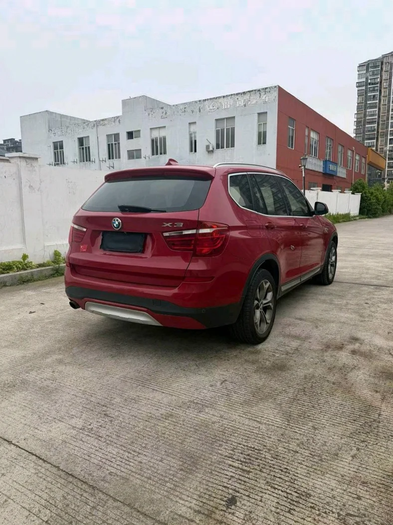 宝马X3 内饰后排