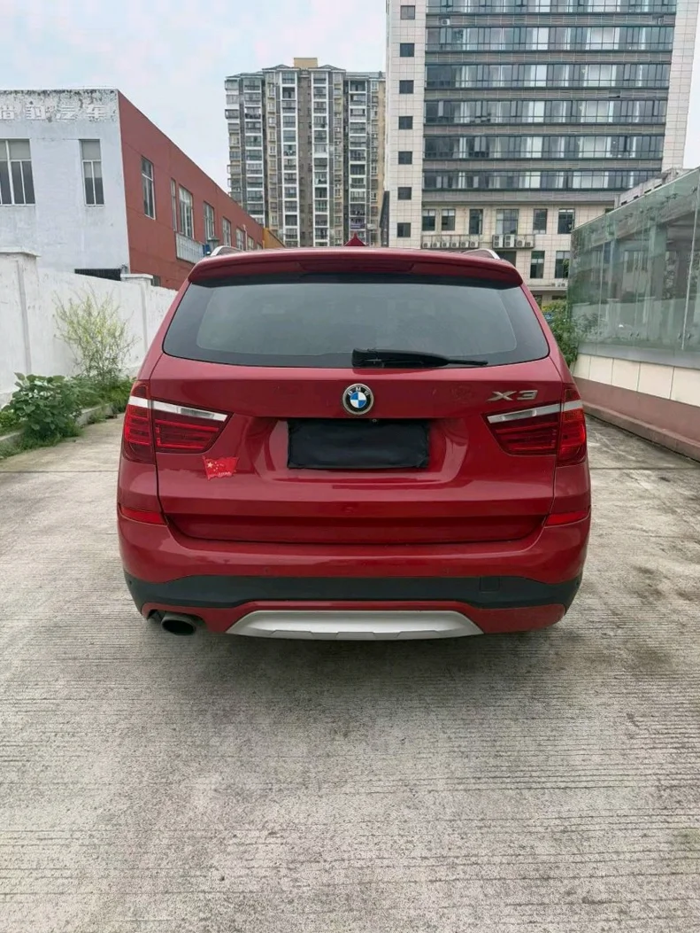 宝马X3 内饰前排