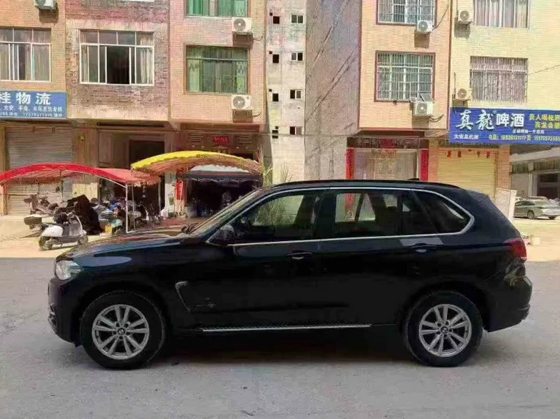 宝马X5 正面外观二