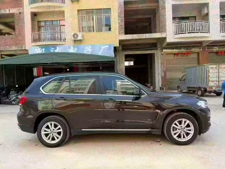 宝马X5 后面外观二