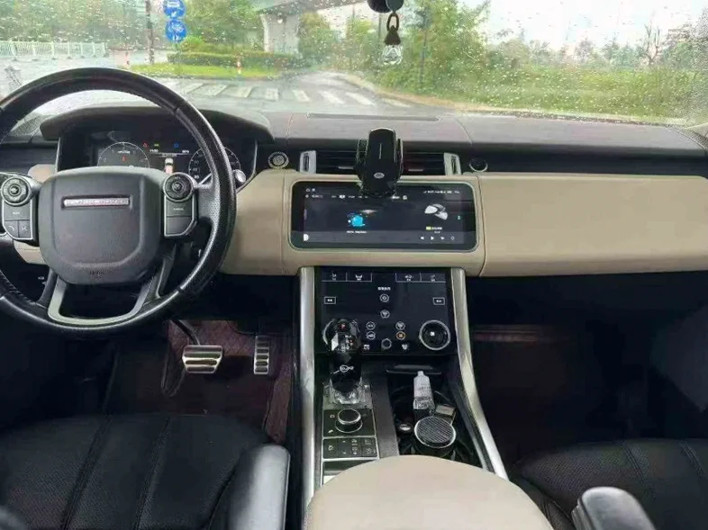 路虎揽胜运动 后面外观三