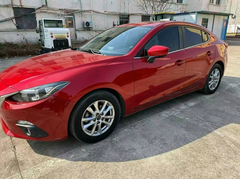 马自达昂克赛拉 正面外观三