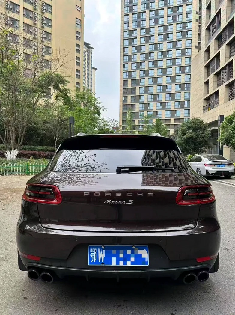 保时捷Macan 内饰后排