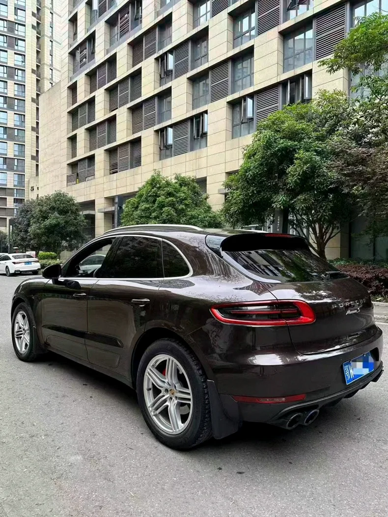 保时捷Macan 内饰前排