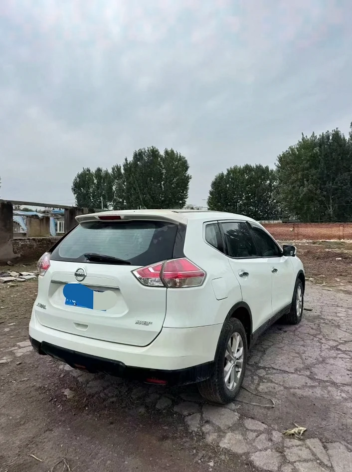 日产奇骏 后面外观二