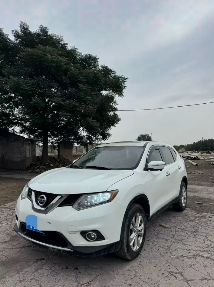 日产奇骏 正面外观三