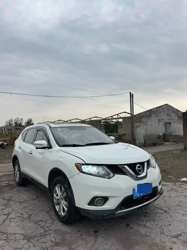 日产奇骏 正面外观二