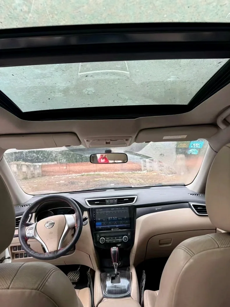 日产奇骏 后面外观三