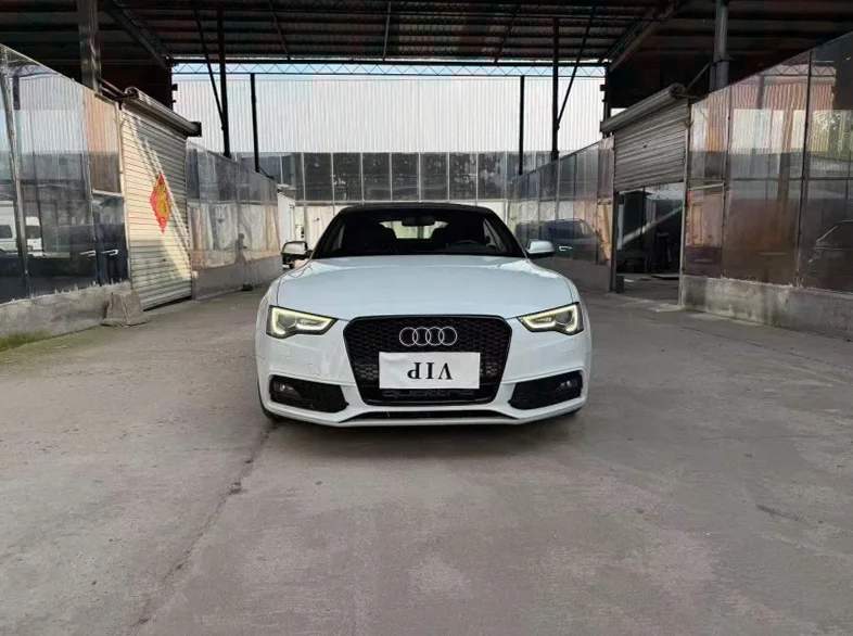 16年奥迪A5软顶敞篷版