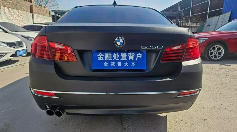 宝马5系 驾驶室