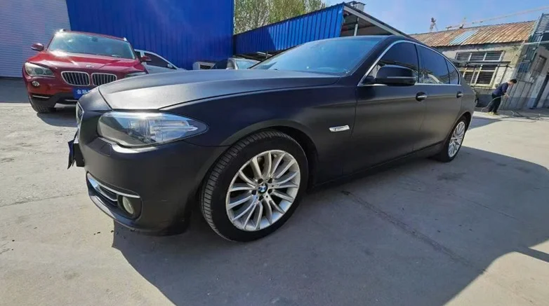 宝马5系 正面外观二