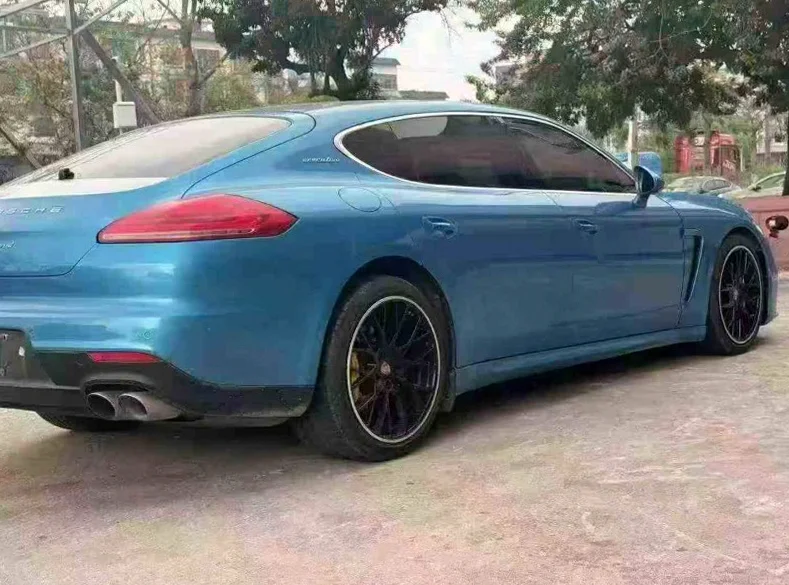 保时捷帕拉梅拉 后面外观二