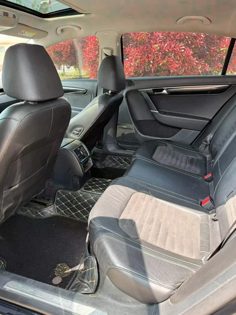 大众迈腾 后面外观二