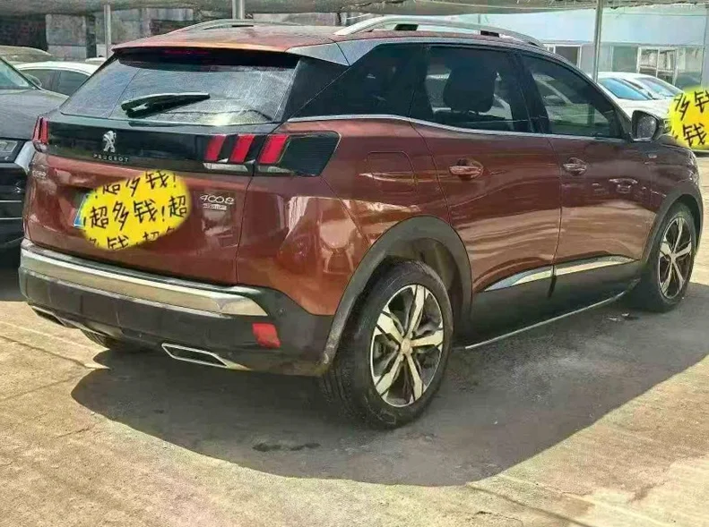 东风标致 内饰后排