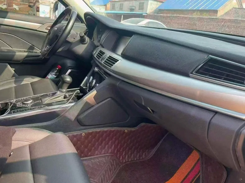 哈弗H7 后面外观二