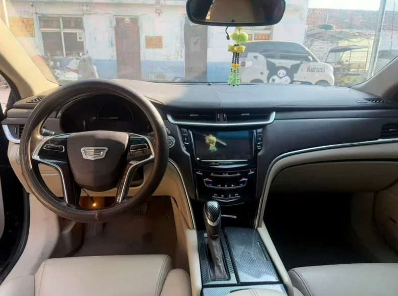 凯迪拉克XTS 后面外观二