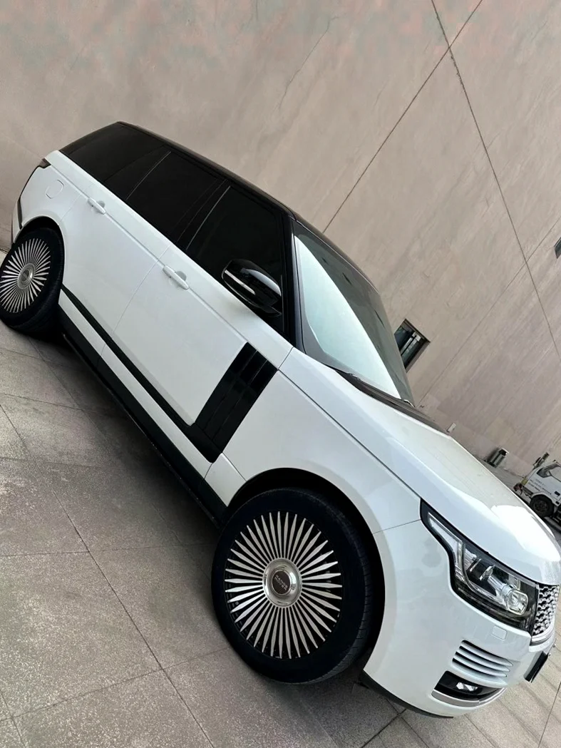 路虎揽胜行政 正面外观三