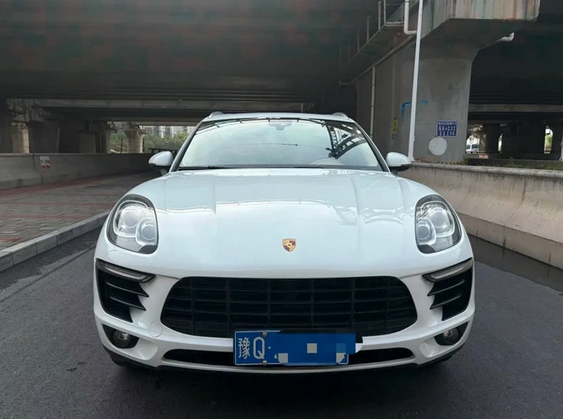 16年保时捷Macan