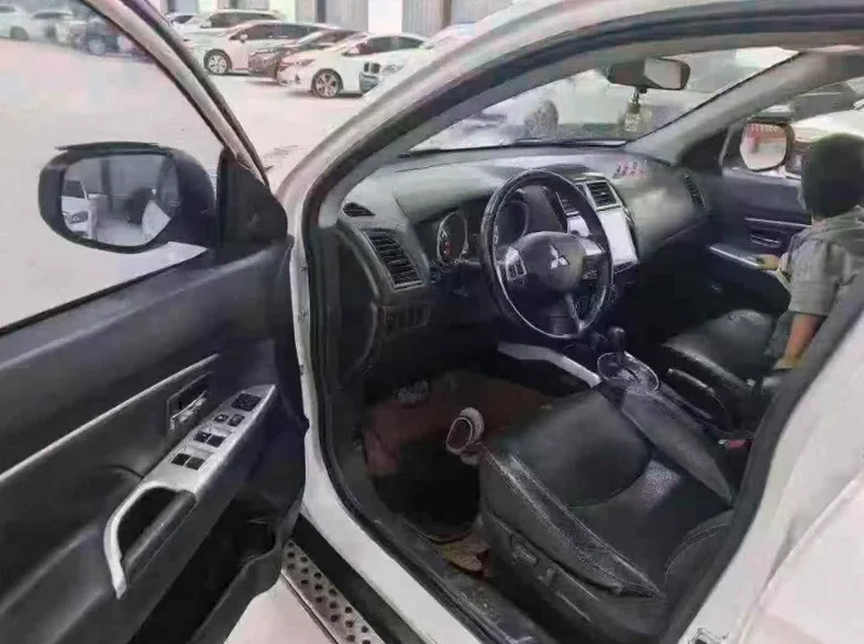 三菱劲炫 后面外观二