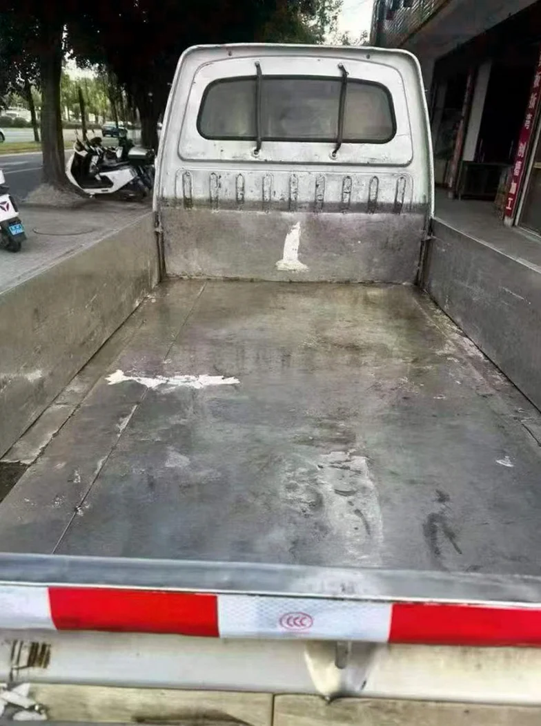 五菱汽车新卡 后面外观二